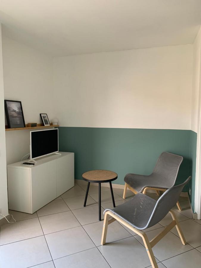 Joli Studio rénové proche quartier Timone -parking Marsella Exterior foto